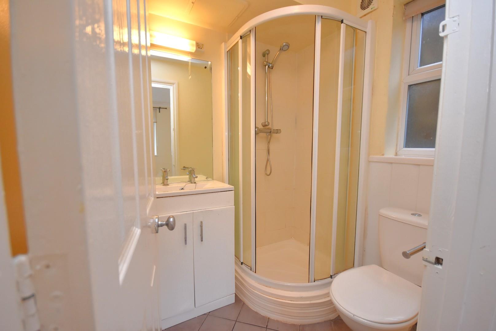 6 St. Canna Close, Cardiff, CF5 1QA